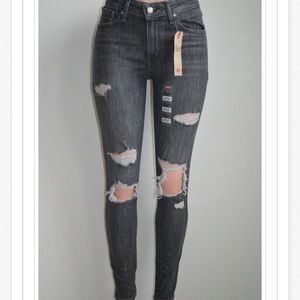 Levi’s 721 high rise skinny jeans, grey, size 31